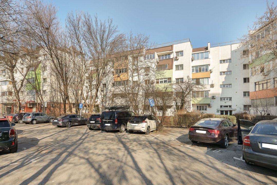 3 camere BANEASA- Parc Herastrau