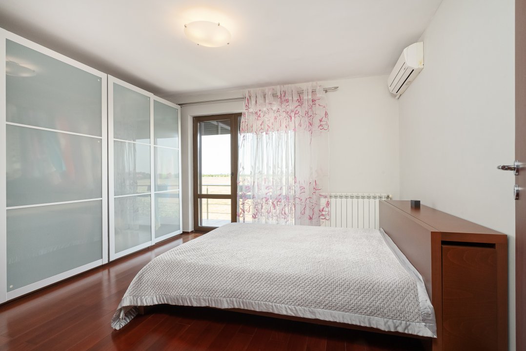 Apartament 3 camere cu 2 locuri de parcare Baneasa - SISESTI