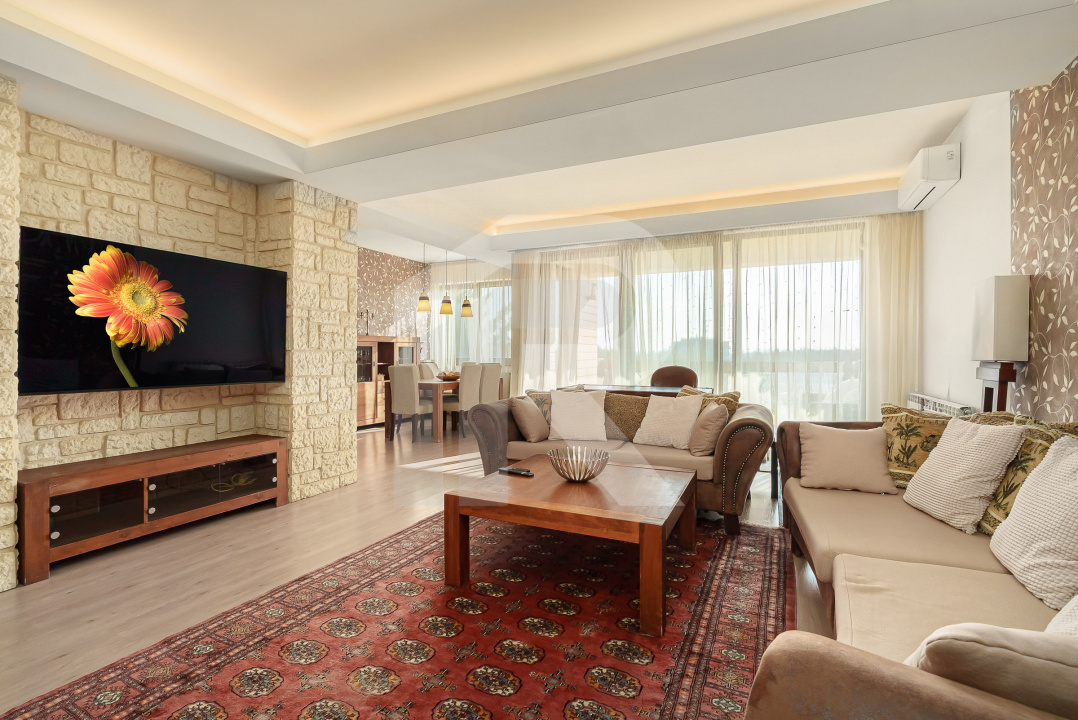 Apartament cu 4 camere, vedere către Pădurea Băneasa, zona Erou Iancu Nicolae