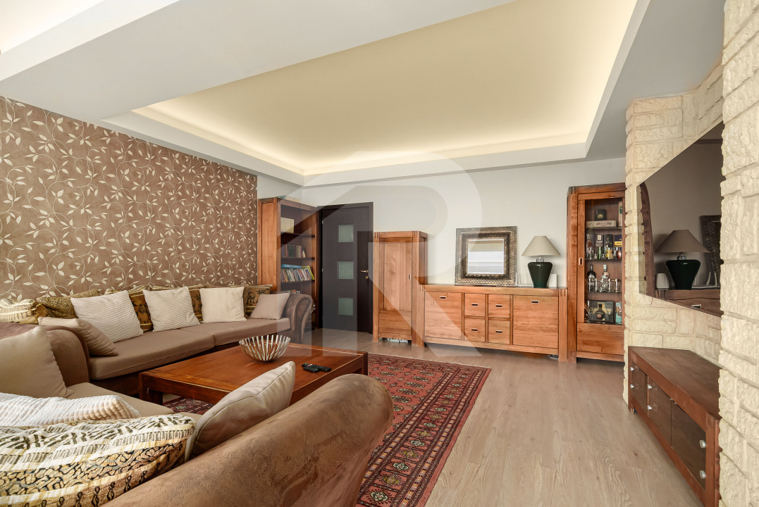 Apartament cu 4 camere, vedere către Pădurea Băneasa, zona Erou Iancu Nicolae