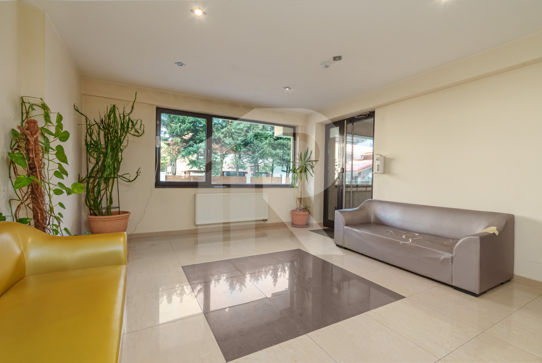 Apartament cu 4 camere, vedere către Pădurea Băneasa, zona Erou Iancu Nicolae