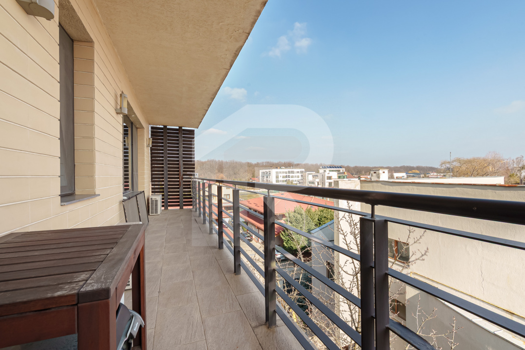 Apartament cu 4 camere, vedere către Pădurea Băneasa, zona Erou Iancu Nicolae