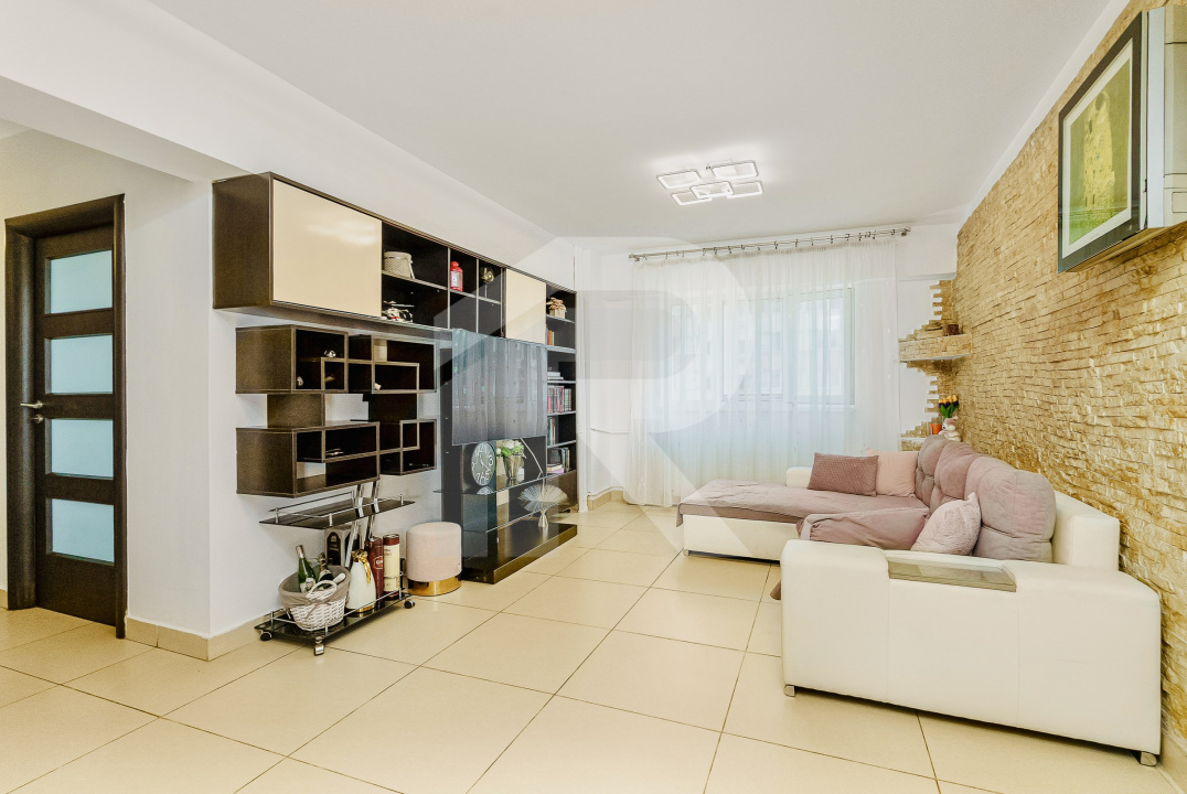 Apartament 3 camere, stradal,  Bulevardul Ion Mihalache - Turda