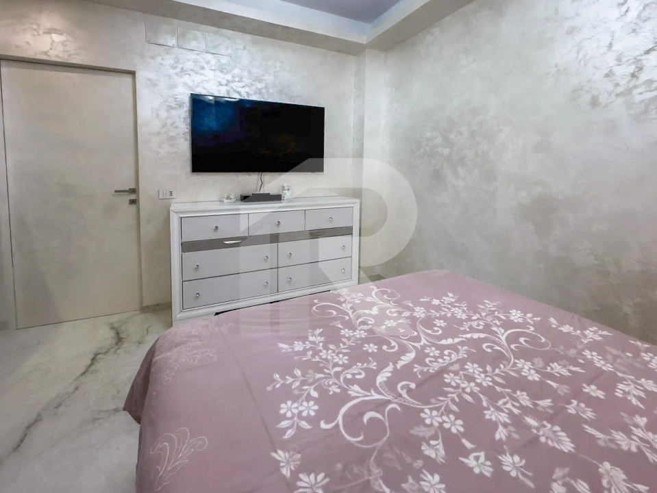 Pe Malul Snagovului, Unde Luxul Devine Cotidian