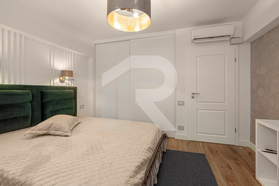 Apartament cu 4 camere pe Bulevardul Unirii - Fantani