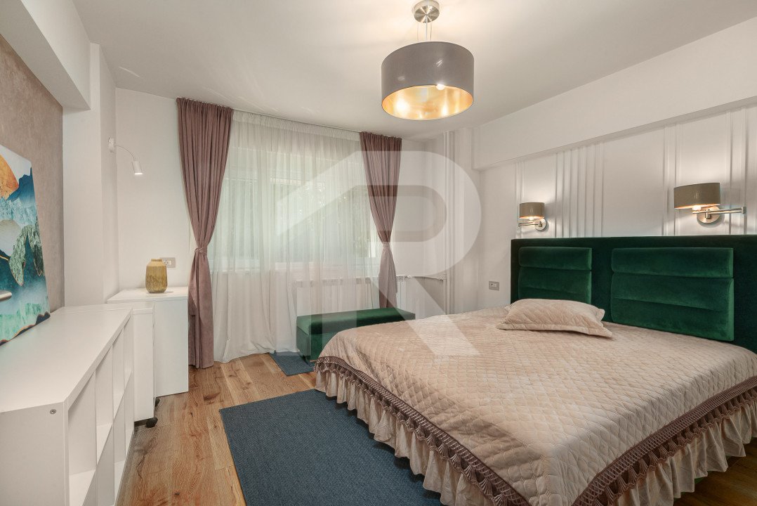 Apartament cu 4 camere pe Bulevardul Unirii - Fantani