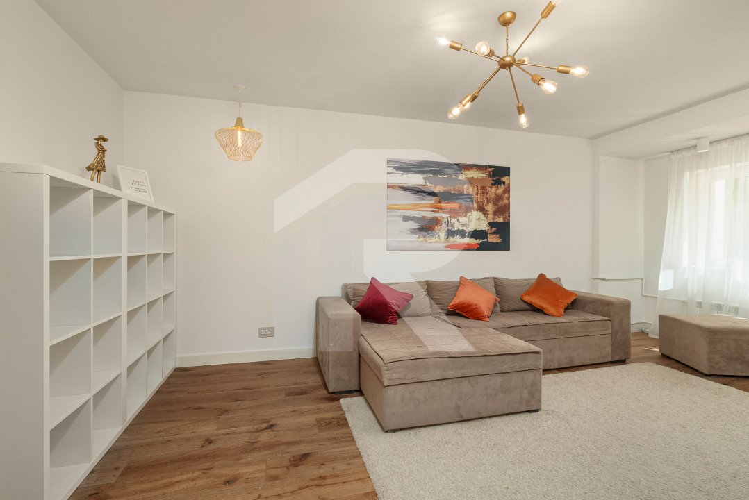 Apartament cu 4 camere pe Bulevardul Unirii - Fantani
