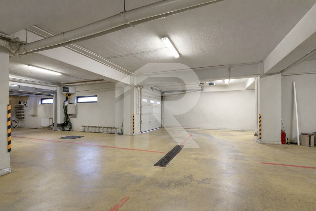 Apartament cu 4 camere, vedere către Pădurea Băneasa, zona Erou Iancu Nicolae