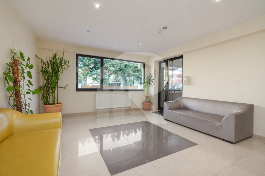 Apartament cu 4 camere, vedere către Pădurea Băneasa, zona Erou Iancu Nicolae