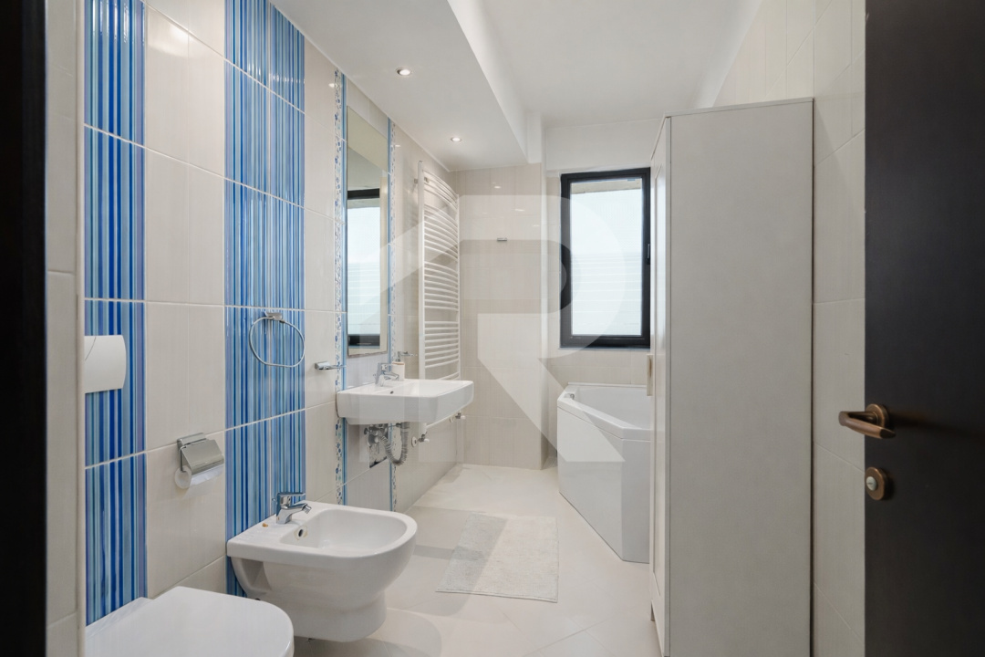 Apartament cu 4 camere, vedere către Pădurea Băneasa, zona Erou Iancu Nicolae