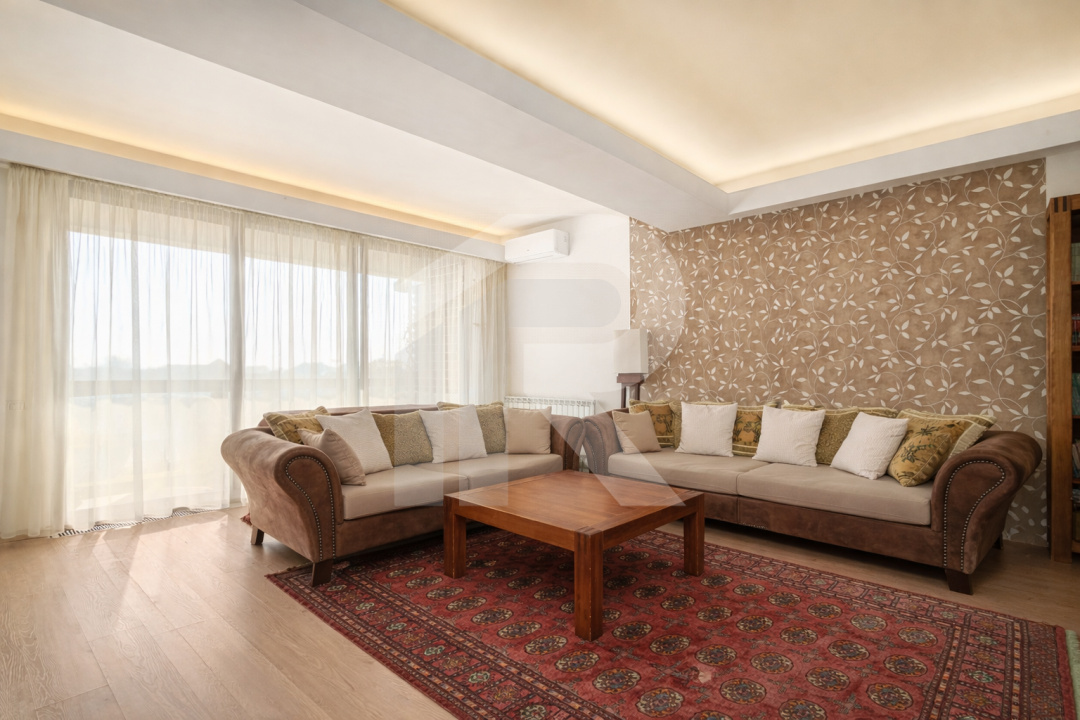 Apartament cu 4 camere, vedere către Pădurea Băneasa, zona Erou Iancu Nicolae