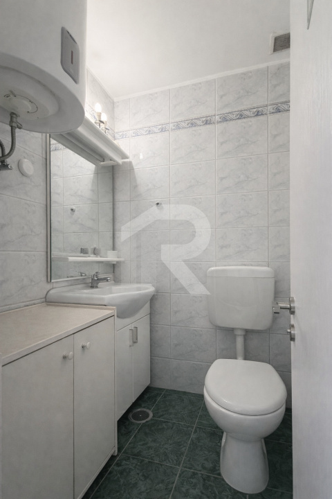 Splaiul Unirii – stradal, 3 camere decomandat, 80 mp - Langa Camera de Comert