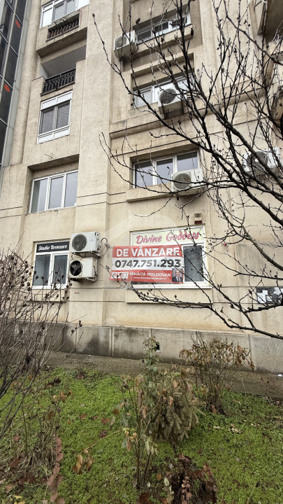 Splaiul Unirii – stradal, 3 camere decomandat, 80 mp - Langa Camera de Comert