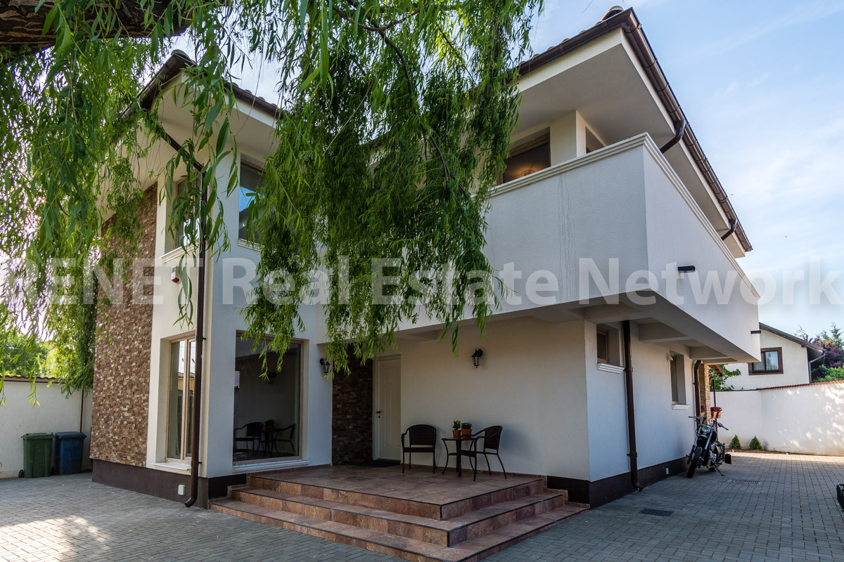CASA FAMILIEI TALE - SOSEAUA CERNICA